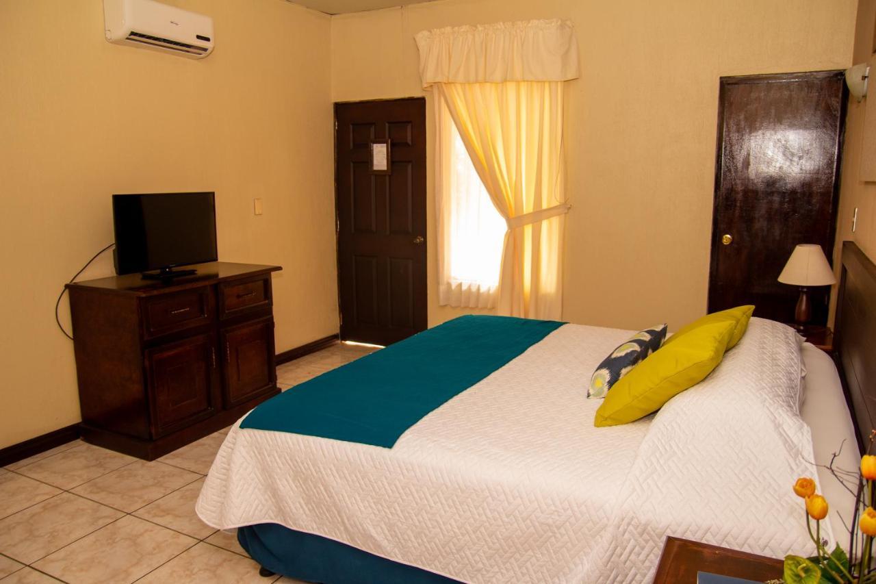 Resort Y Parque Acuatico Valle Dorado Эль-Росарио Экстерьер фото